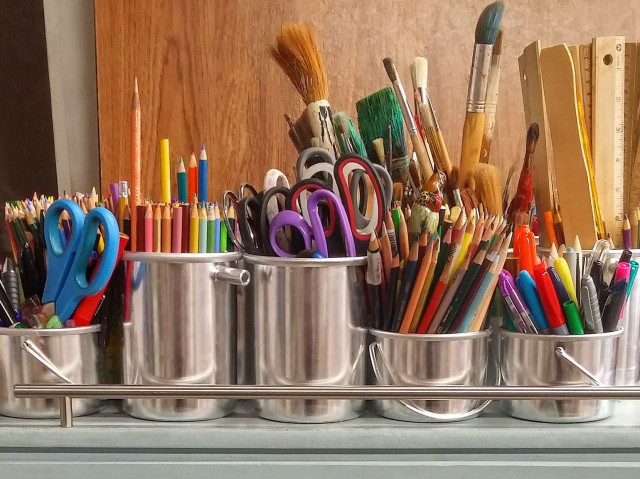 Viva Vayspap Art Therapist